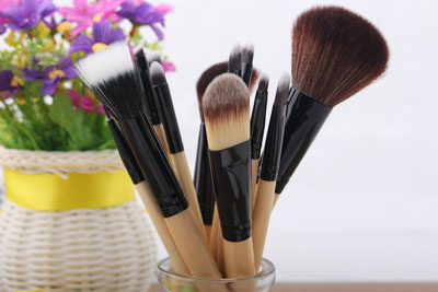 化妝用品按照功能可以分成什麽？