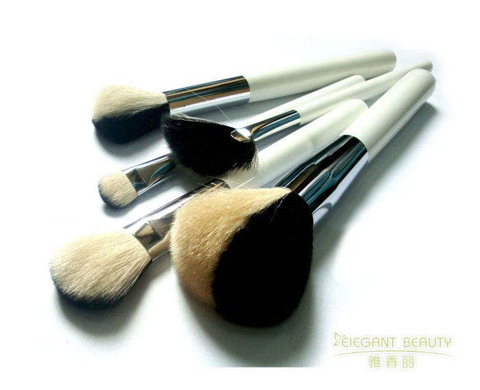 午夜福利视频免费在线观看的毛質有哪些種類？各有什麽優缺點？