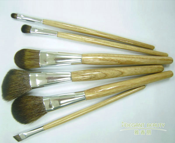 如何根據季節變化選擇合適的午夜福利视频免费在线观看材質？