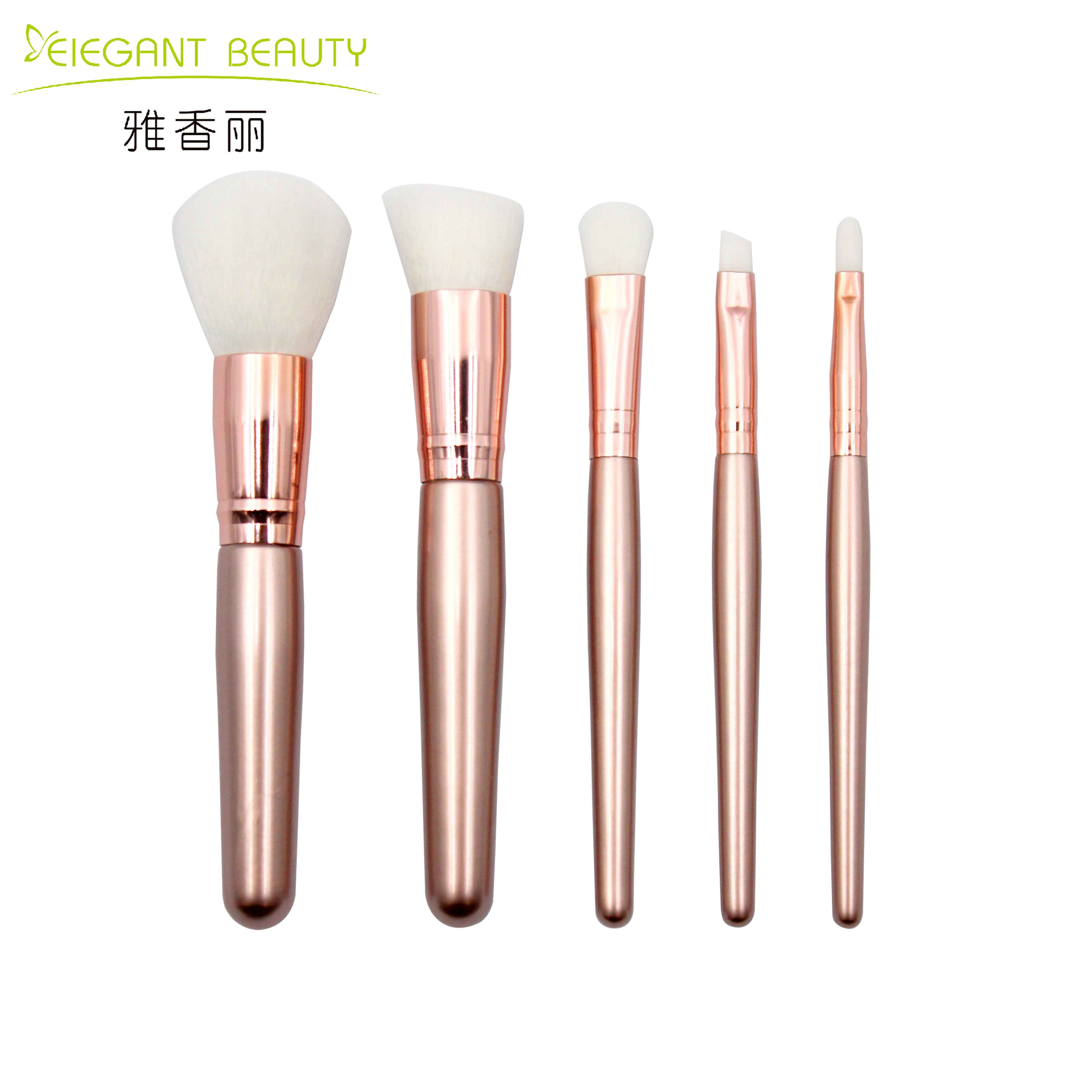 成套午夜福利视频免费在线观看的刷毛分層技術如何提升眼影暈染效果